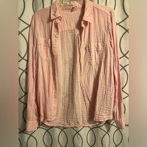 Pink Levi’s button down